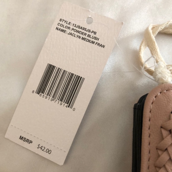 Jessica Simpson Jaclyn Medium Fran Faux Leather Wallet Color Powder Blush NWT - Picture 4 of 12